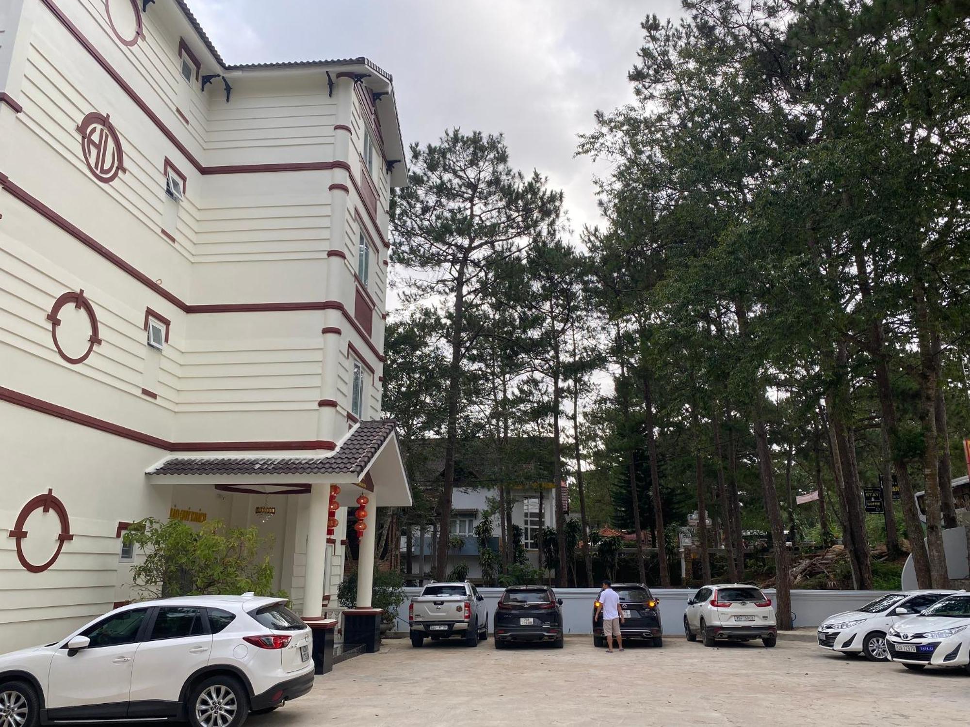 崑嵩市 Khach San Hung Viet酒店 外观 照片